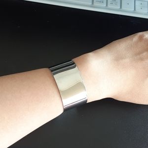 Reflective Silver tone Metal Statement Cuff Bracelet OSFA